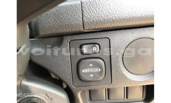 Acheter Import Voiture Toyota Hiace Blanc à Import - Dubai, Estuaire Acheter Import Voiture Toyota Hiace Blanc à Import - Dubai, Estuaire