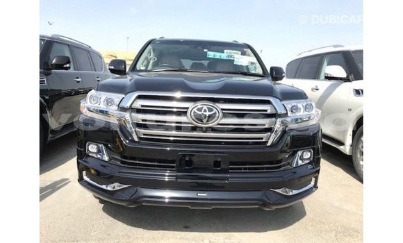 Acheter Import Voiture Toyota Land Cruiser Noir à Import - Dubai, Estuaire Acheter Import Voiture Toyota Land Cruiser Noir à Import - Dubai, Estuaire