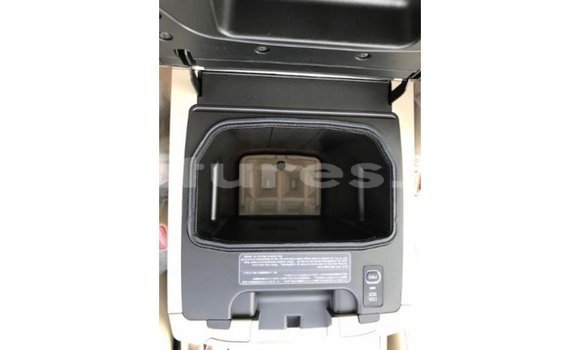 Acheter Import Voiture Toyota Land Cruiser Noir à Import - Dubai, Estuaire Acheter Import Voiture Toyota Land Cruiser Noir à Import - Dubai, Estuaire