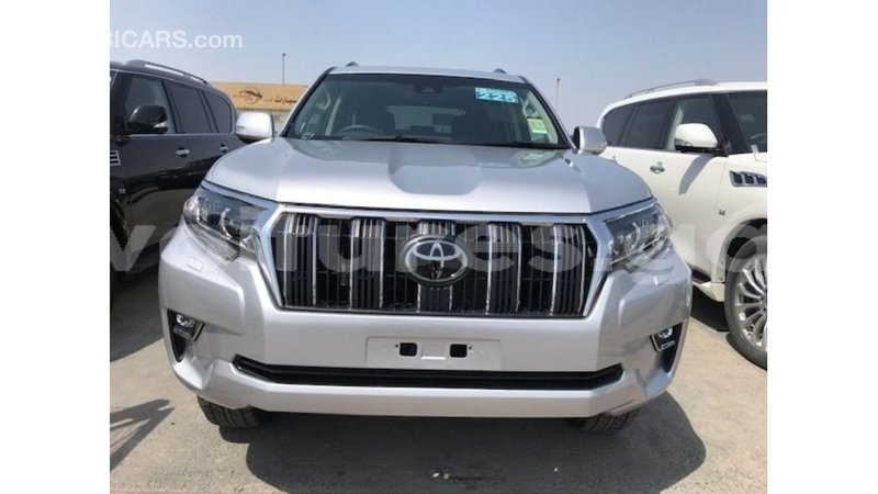 Big with watermark toyota prado estuary import dubai 5541