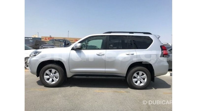 Big with watermark toyota prado estuary import dubai 5541