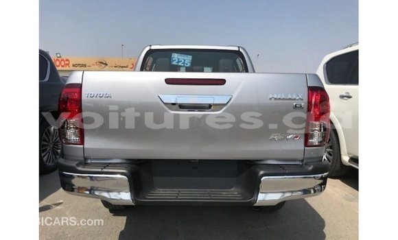 Acheter Import Voiture Toyota Hilux Autre à Import - Dubai, Estuaire Acheter Import Voiture Toyota Hilux Autre à Import - Dubai, Estuaire