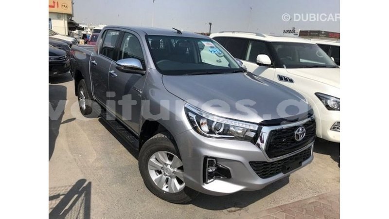 Big with watermark toyota hilux estuary import dubai 5543