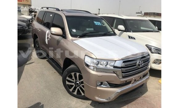 Sayi Imported Toyota Land Cruiser Sauran Mota in Import - Dubai a estuary Sayi Imported Toyota Land Cruiser Sauran Mota in Import - Dubai a estuary
