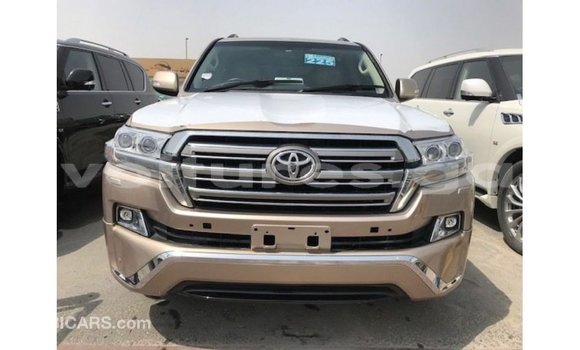 Sayi Imported Toyota Land Cruiser Sauran Mota in Import - Dubai a estuary Sayi Imported Toyota Land Cruiser Sauran Mota in Import - Dubai a estuary