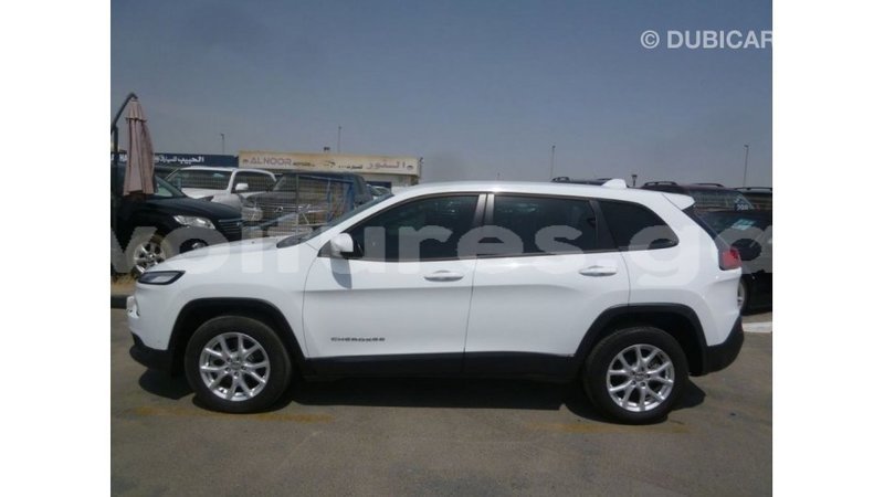 Big with watermark jeep cherokee estuary import dubai 5549