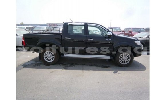 Sayi Imported Toyota Hilux Black Mota in Import - Dubai a estuary Sayi Imported Toyota Hilux Black Mota in Import - Dubai a estuary