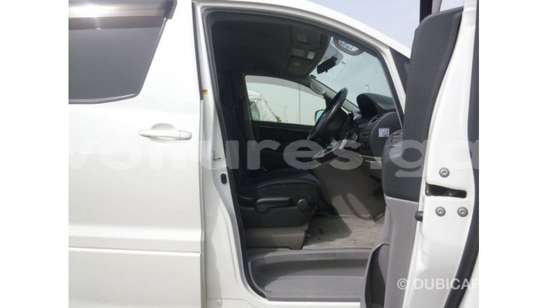 Big with watermark toyota alphard estuary import dubai 5551