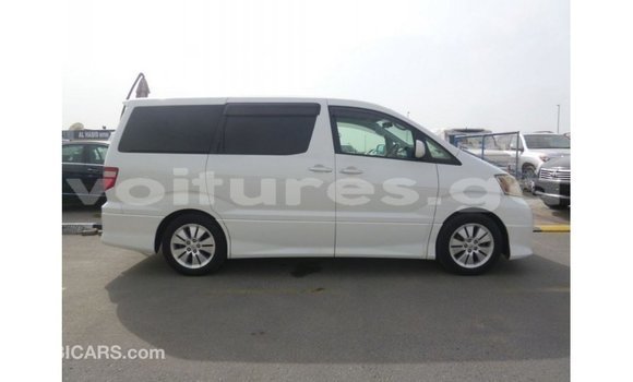 Sayi Imported Toyota Alphard White Mota in Import - Dubai a estuary Sayi Imported Toyota Alphard White Mota in Import - Dubai a estuary