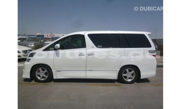 Sayi Imported Toyota Vellfire White Mota in Import - Dubai a estuary Sayi Imported Toyota Vellfire White Mota in Import - Dubai a estuary