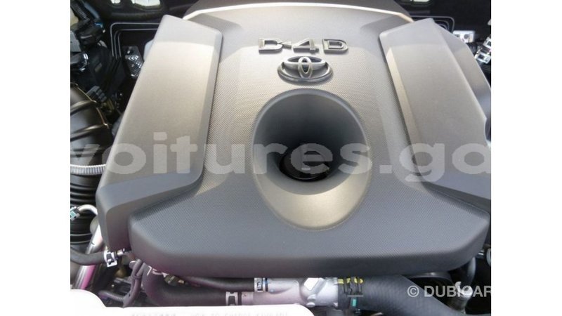 Big with watermark toyota prado estuary import dubai 5555