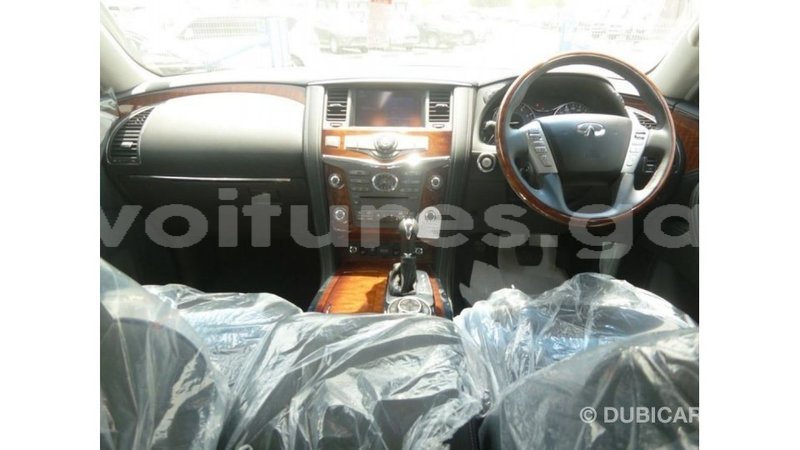 Big with watermark infiniti q estuary import dubai 5561