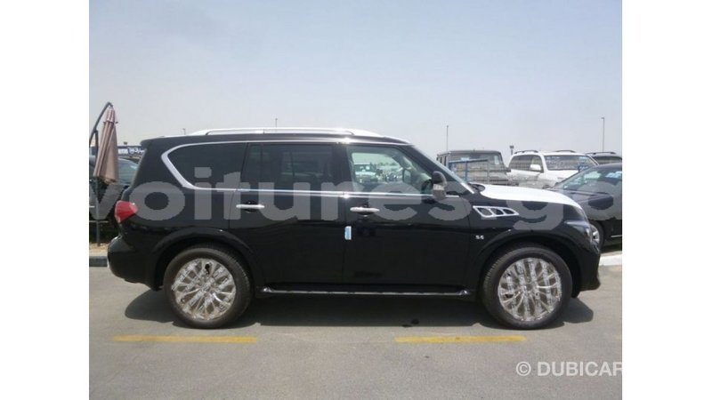 Big with watermark infiniti q estuary import dubai 5561