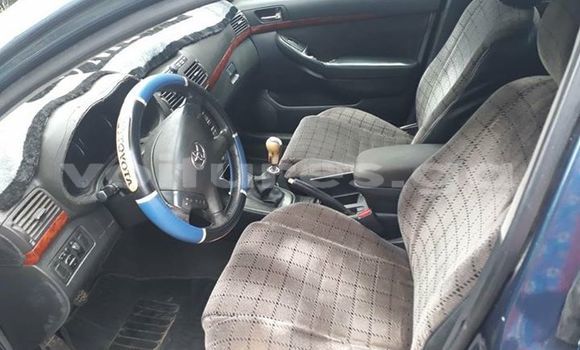 Acheter Occasion Voiture Toyota Avensis Bleu à Libreville, Estuaire Acheter Occasion Voiture Toyota Avensis Bleu à Libreville, Estuaire