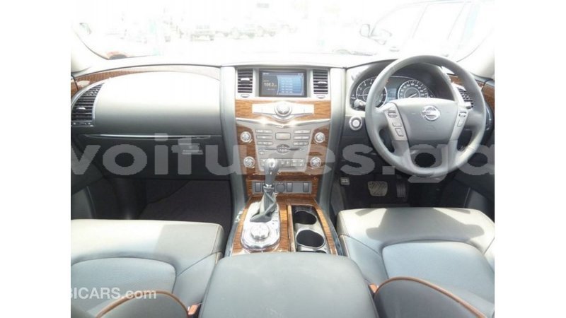 Big with watermark nissan patrol estuary import dubai 5563