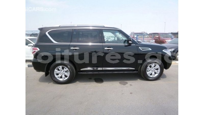 Big with watermark nissan patrol estuary import dubai 5563