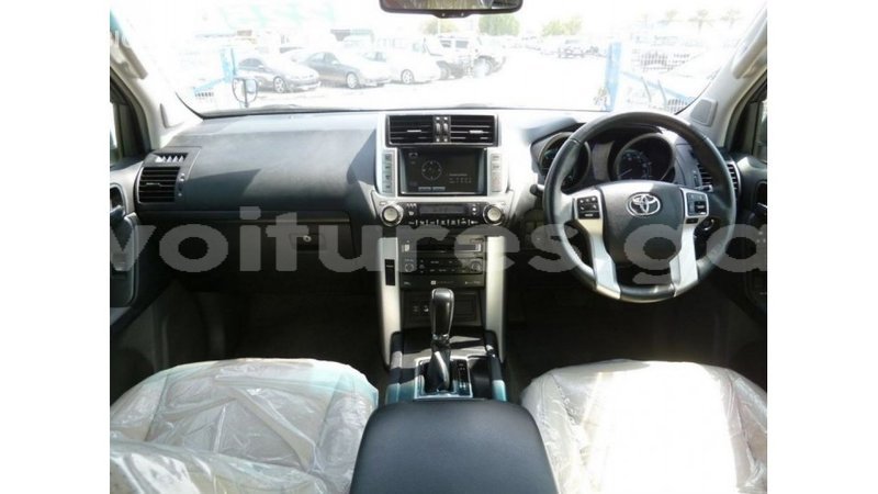 Big with watermark toyota prado estuary import dubai 5565