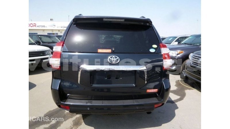 Big with watermark toyota prado estuaire import dubai 5565