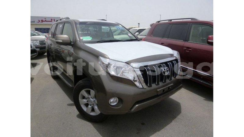 Big with watermark toyota prado estuary import dubai 5566