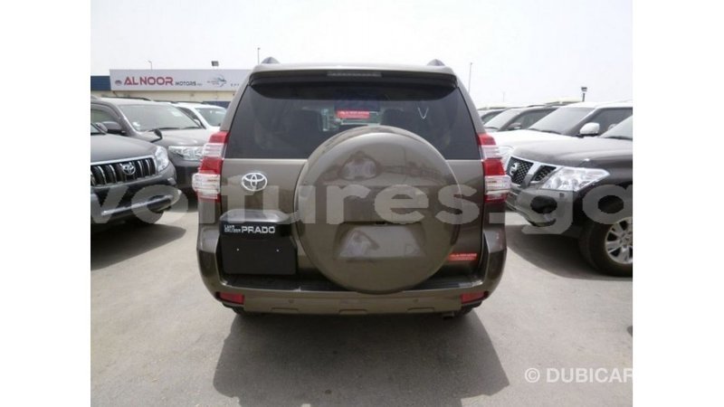 Big with watermark toyota prado estuary import dubai 5566