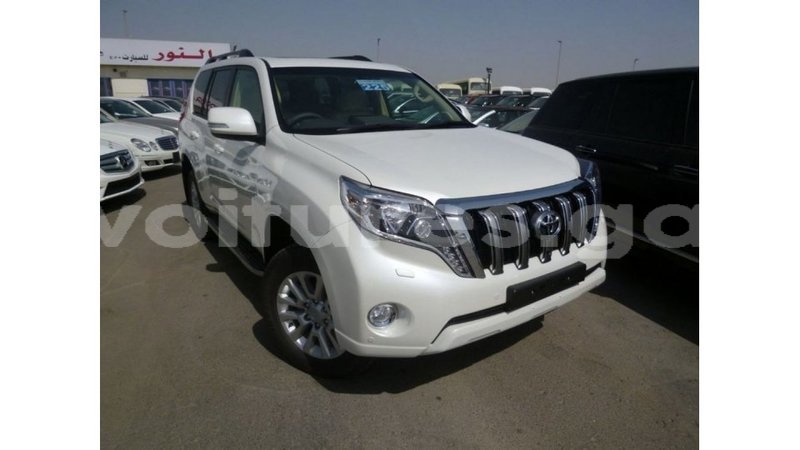 Big with watermark toyota prado estuary import dubai 5567