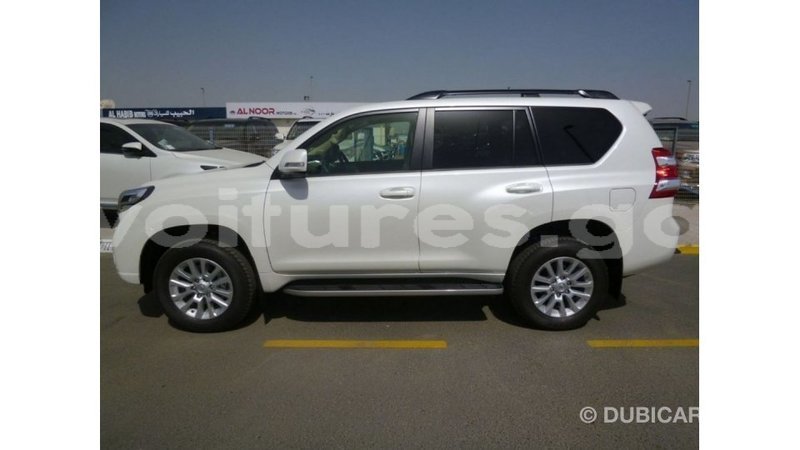 Big with watermark toyota prado estuary import dubai 5567