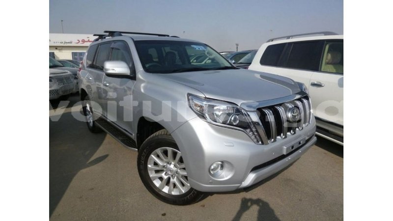 Big with watermark toyota prado estuary import dubai 5568