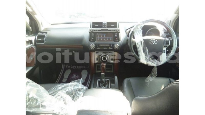 Big with watermark toyota prado estuary import dubai 5568