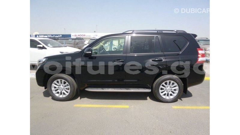 Big with watermark toyota prado estuary import dubai 5569