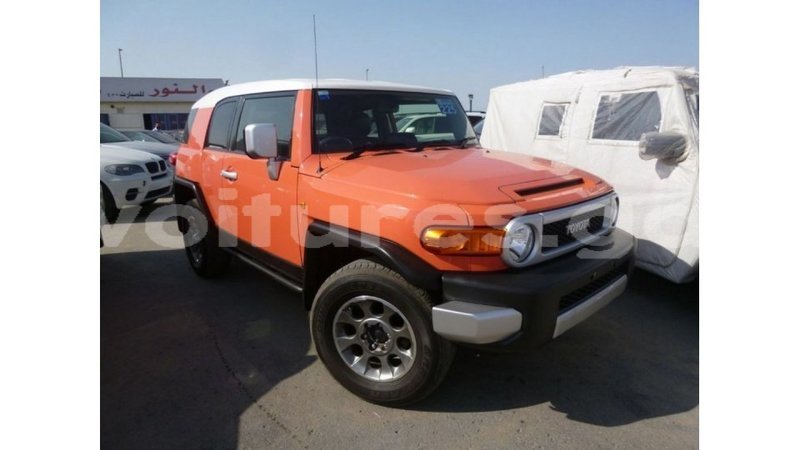 Big with watermark toyota fj cruiser estuary import dubai 5570