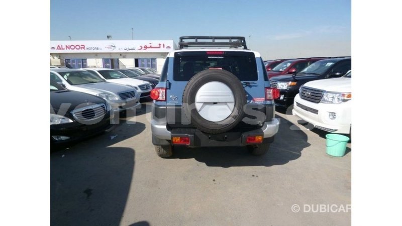 Big with watermark toyota fj cruiser estuary import dubai 5571