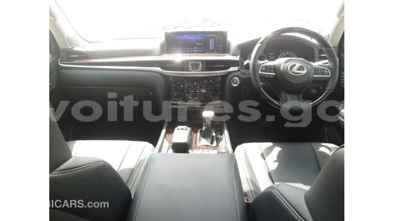 Big with watermark lexus lx estuary import dubai 5576