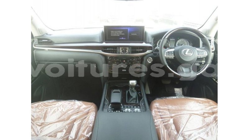 Big with watermark lexus lx estuary import dubai 5577