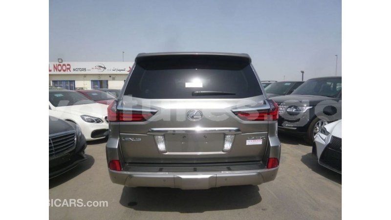 Big with watermark lexus lx estuary import dubai 5577