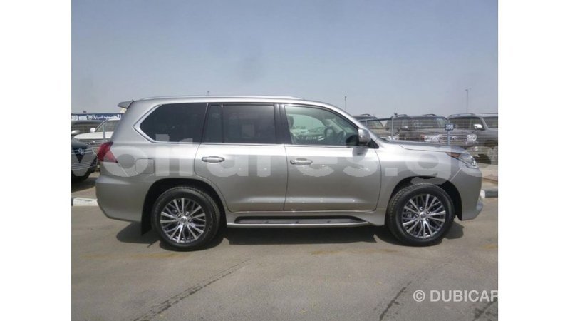 Big with watermark lexus lx estuary import dubai 5577