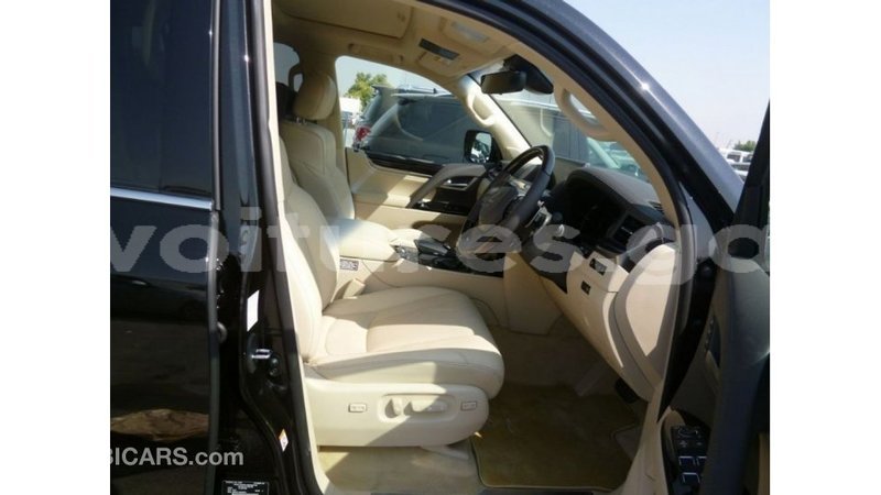 Big with watermark lexus lx estuary import dubai 5581