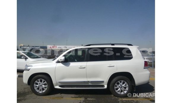 Buy Import Toyota Land Cruiser White Car in Import - Dubai in Estuary Buy Import Toyota Land Cruiser White Car in Import - Dubai in Estuary