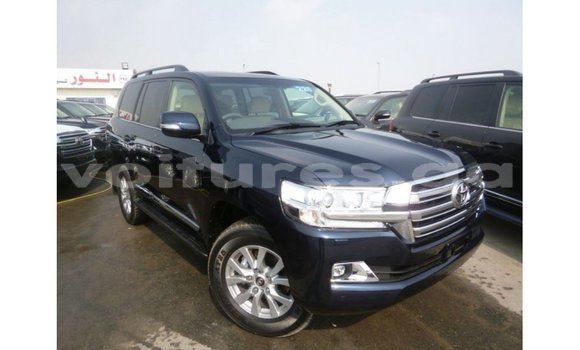 Sayi Imported Toyota Land Cruiser Blue Mota in Import - Dubai a estuary Sayi Imported Toyota Land Cruiser Blue Mota in Import - Dubai a estuary