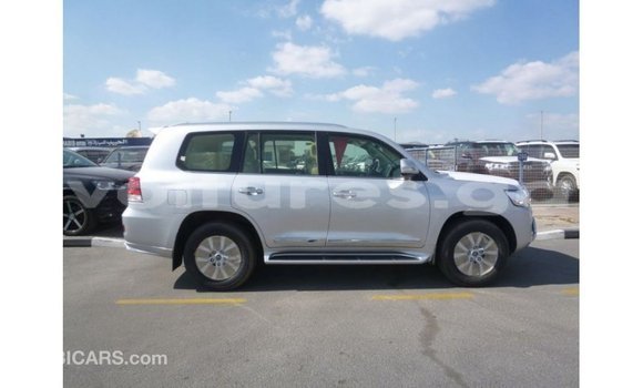 Sayi Imported Toyota Land Cruiser Sauran Mota in Import - Dubai a estuary Sayi Imported Toyota Land Cruiser Sauran Mota in Import - Dubai a estuary