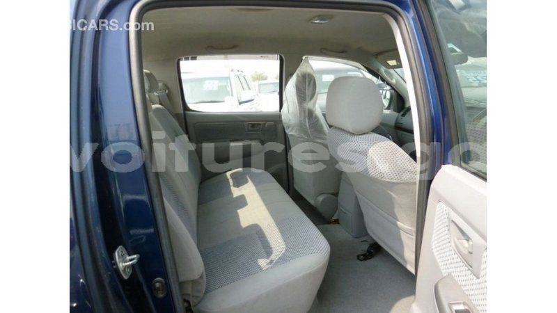 Big with watermark toyota hilux estuary import dubai 5599