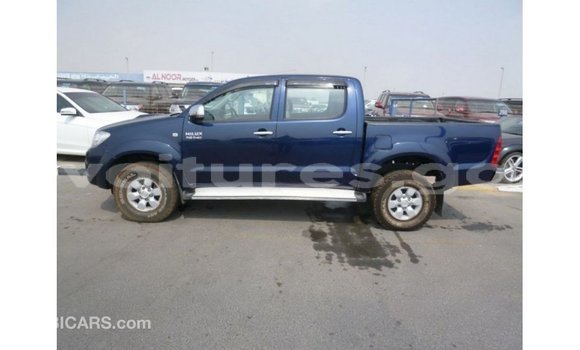 Sayi Imported Toyota Hilux Blue Mota in Import - Dubai a estuary Sayi Imported Toyota Hilux Blue Mota in Import - Dubai a estuary