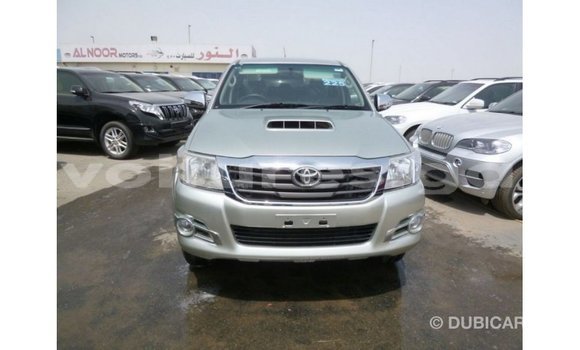 Sayi Imported Toyota Hilux Sauran Mota in Import - Dubai a estuary Sayi Imported Toyota Hilux Sauran Mota in Import - Dubai a estuary