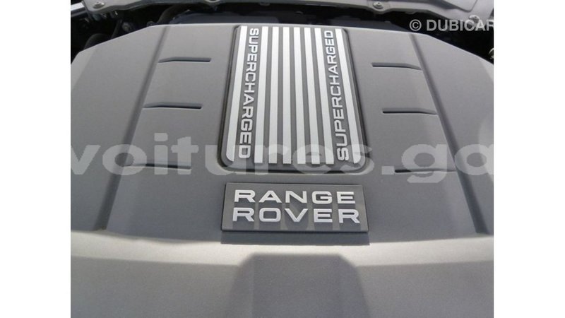 Big with watermark land rover range rover estuaire import dubai 5603