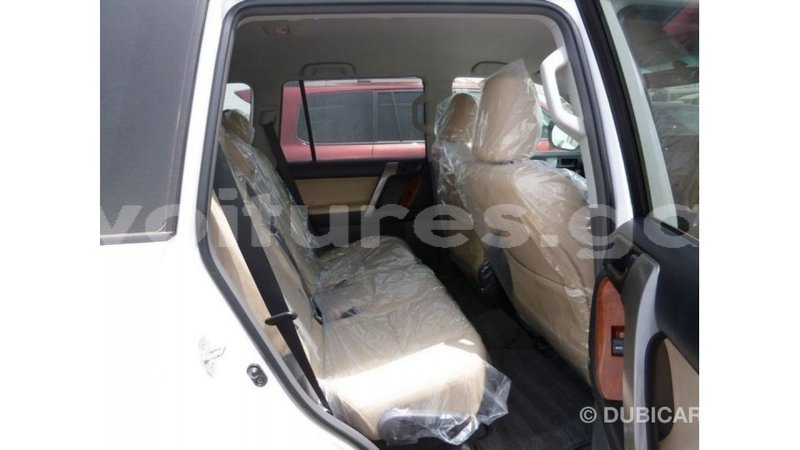 Big with watermark toyota prado estuaire import dubai 5605