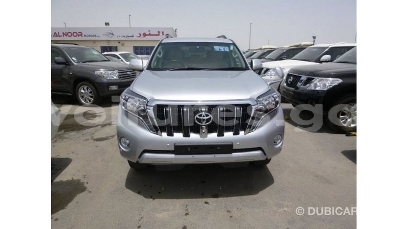 Big with watermark toyota prado estuaire import dubai 5606