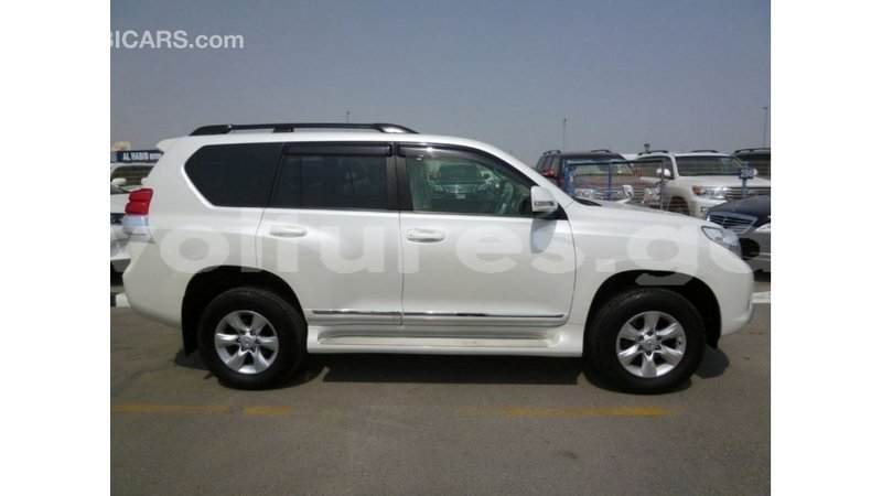 Big with watermark toyota prado estuary import dubai 5607