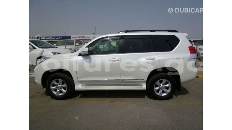 Big with watermark toyota prado estuary import dubai 5607