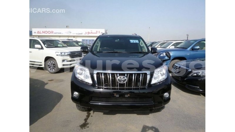 Big with watermark toyota prado estuaire import dubai 5608