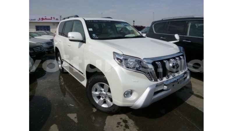 Big with watermark toyota prado estuary import dubai 5611
