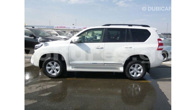 Big with watermark toyota prado estuary import dubai 5611